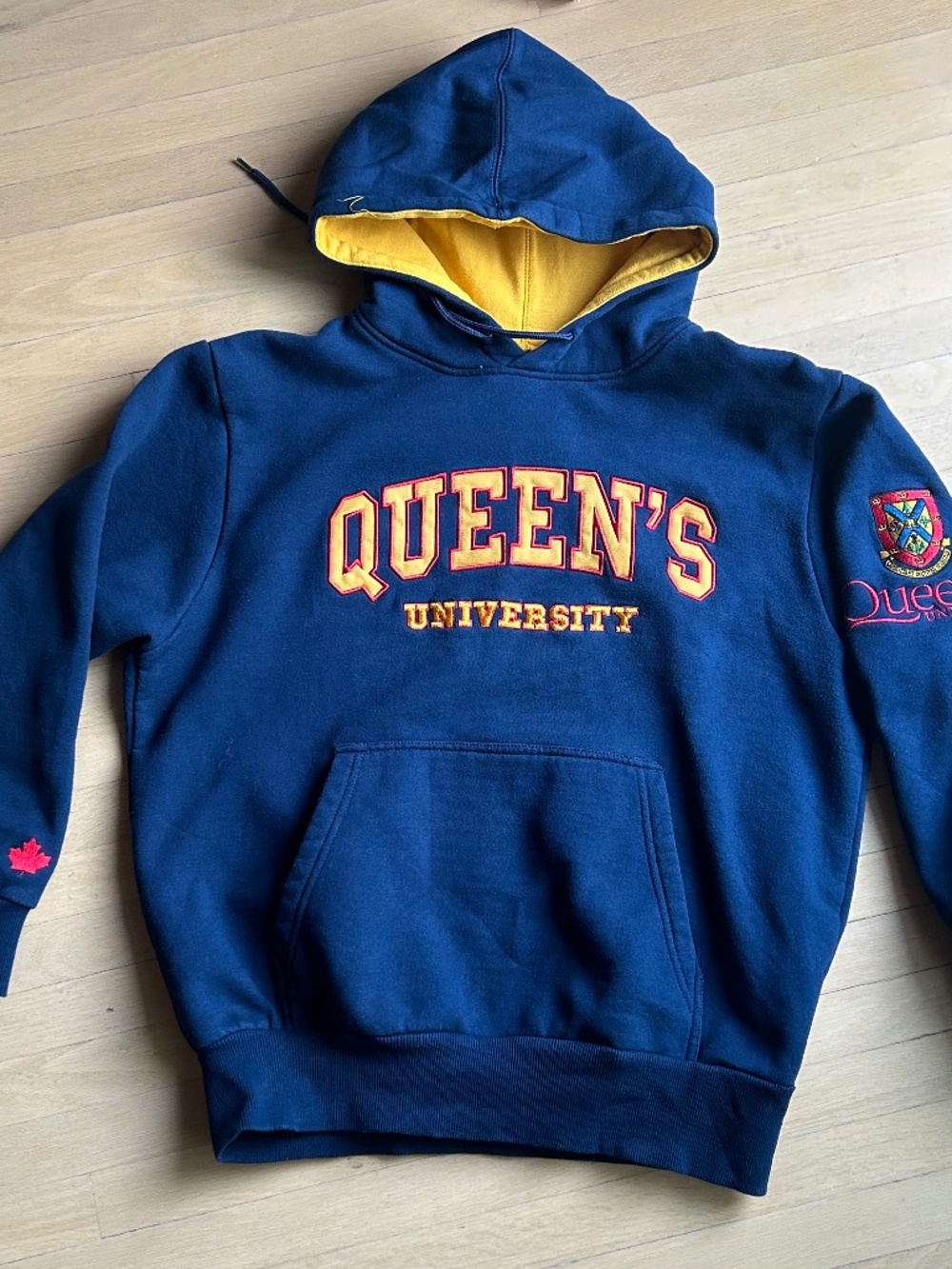Vintage Queen’s University Navy Blue & Gold Crest Embroidered Hoodie